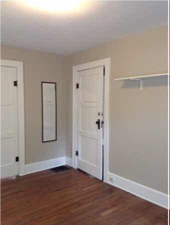 Building Photo - 3 bedroom, 1 bath Home - Available: August 2027!