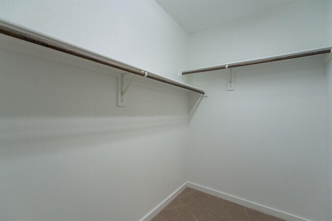 Building Photo - 7633 Spring Dr