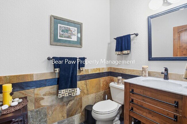 Building Photo - "Spacious 6-Bedroom Retreat with 7 Luxurious Bathrooms off Upper Bear Creek!"