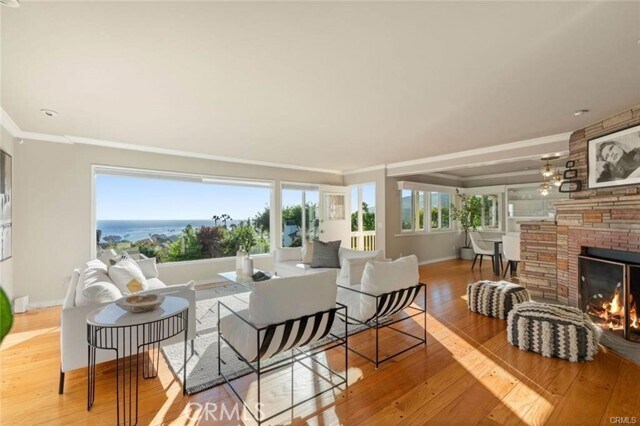 Building Photo - 557 Blumont St