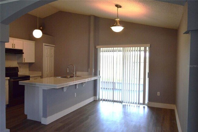Building Photo - 424 Delicata Dr