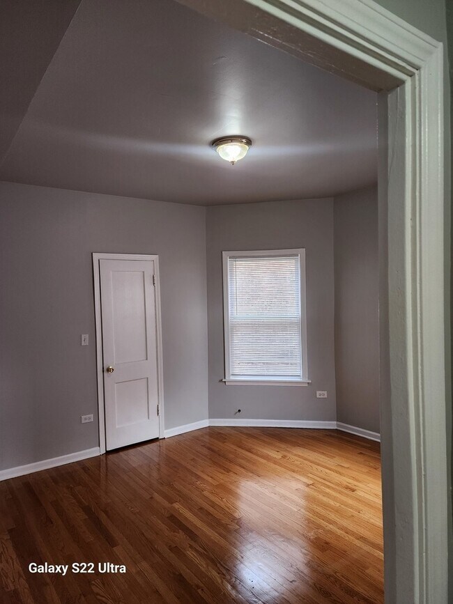 Building Photo - 7823 S Evans Ave