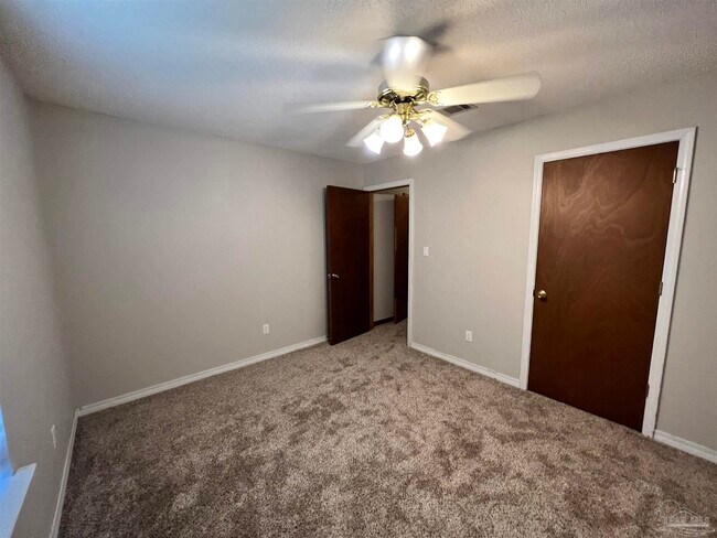 Building Photo - 9046 Caribbean Dr