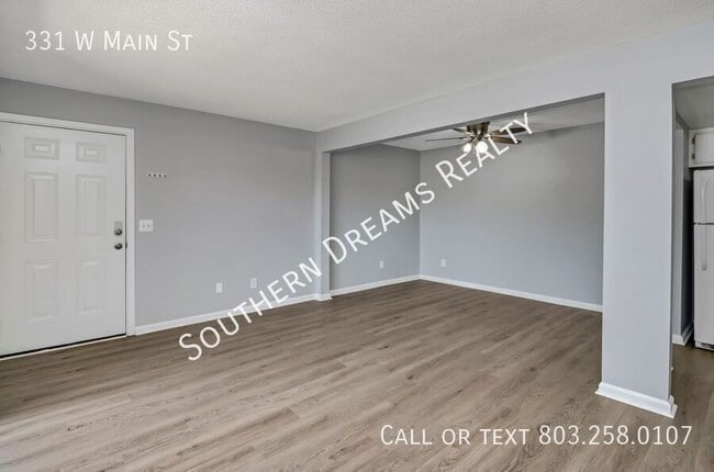 Building Photo - 331 W Main St