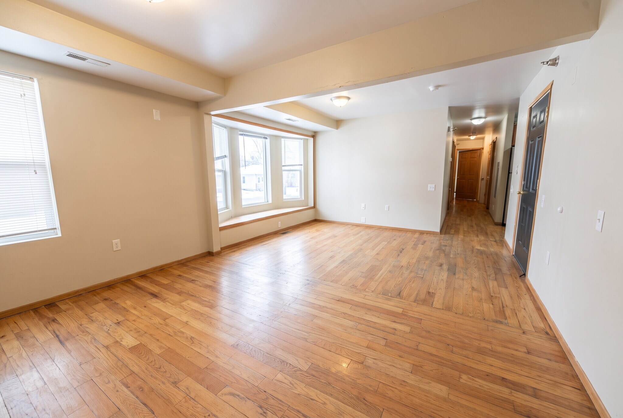 Building Photo - 520 W Mifflin St