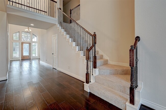Building Photo - 4006 Misty Waters Ln