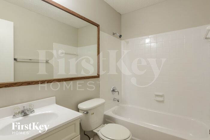 Building Photo - 4344 Braemar Dr