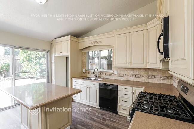 Building Photo - 432 Ogden Way