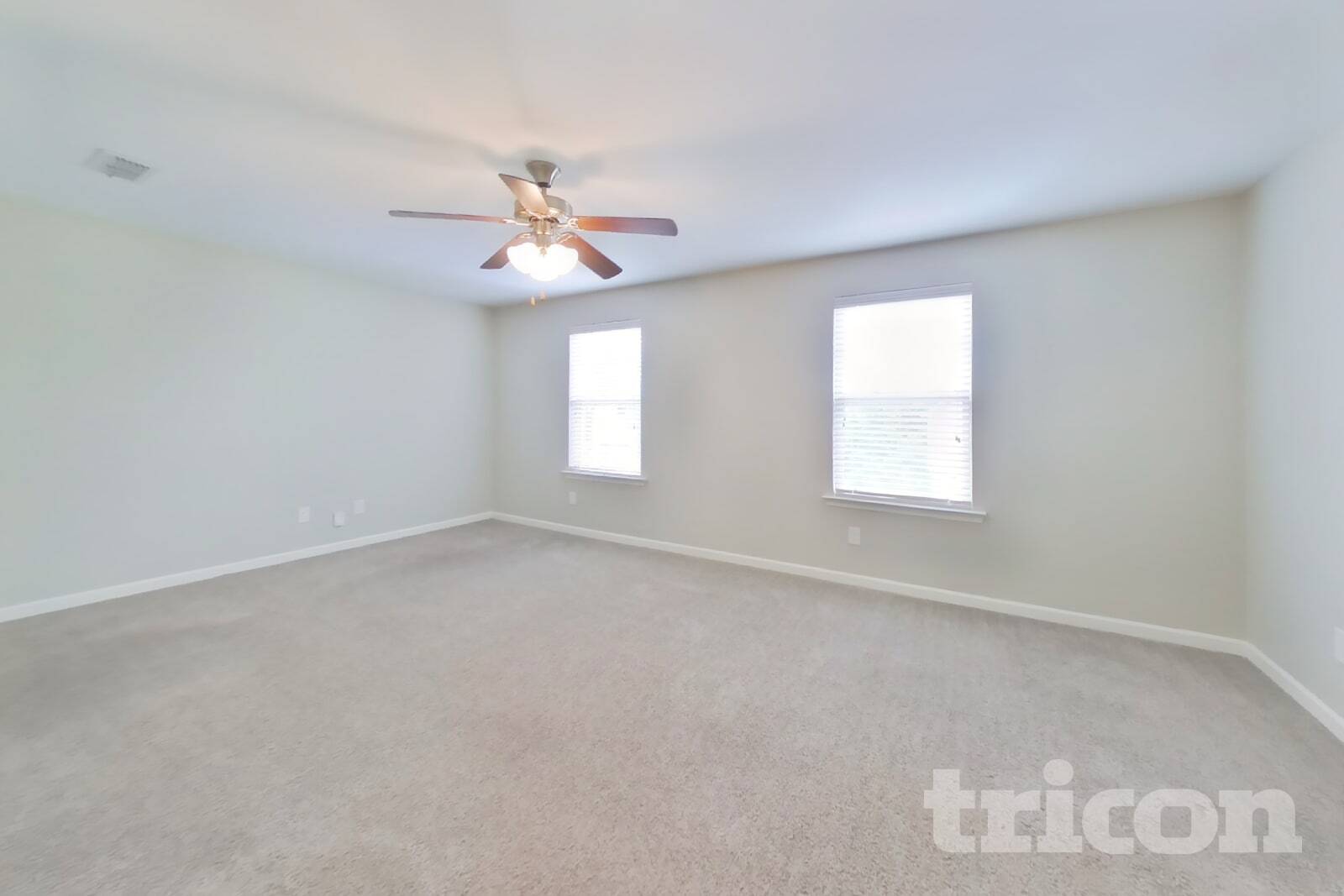 Building Photo - 1031 Solomon Ln