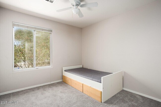 Building Photo - 4077 E Cholla St