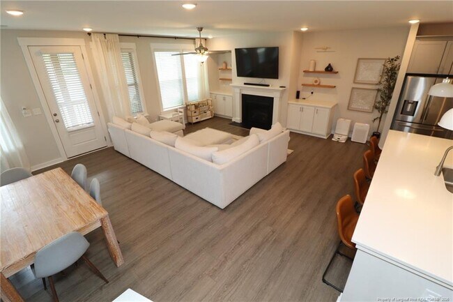 Building Photo - 2151 Maggie Vly Dr
