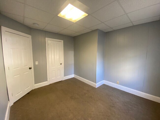 Building Photo - 399-401 Orms Street