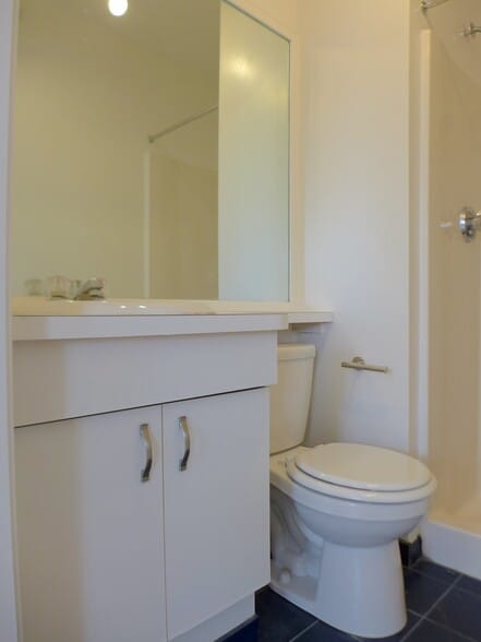 Building Photo - 14 Milford St