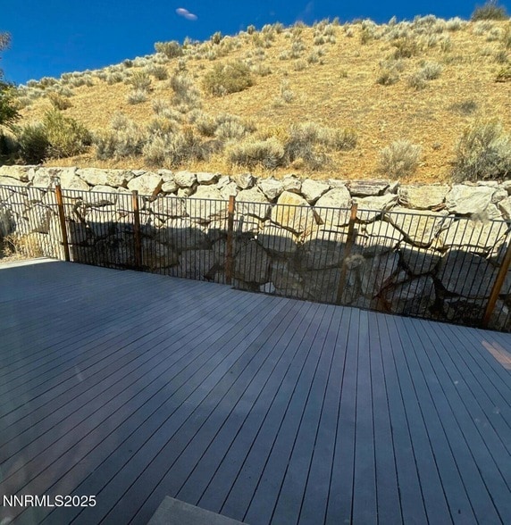 Building Photo - 7121 Crest Hill Dr