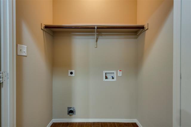 Building Photo - 2515 Sedona St