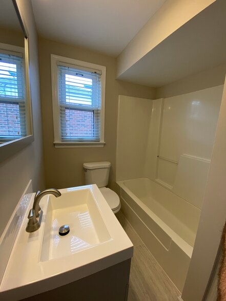 Bathroom - 176 Glenwood Ave