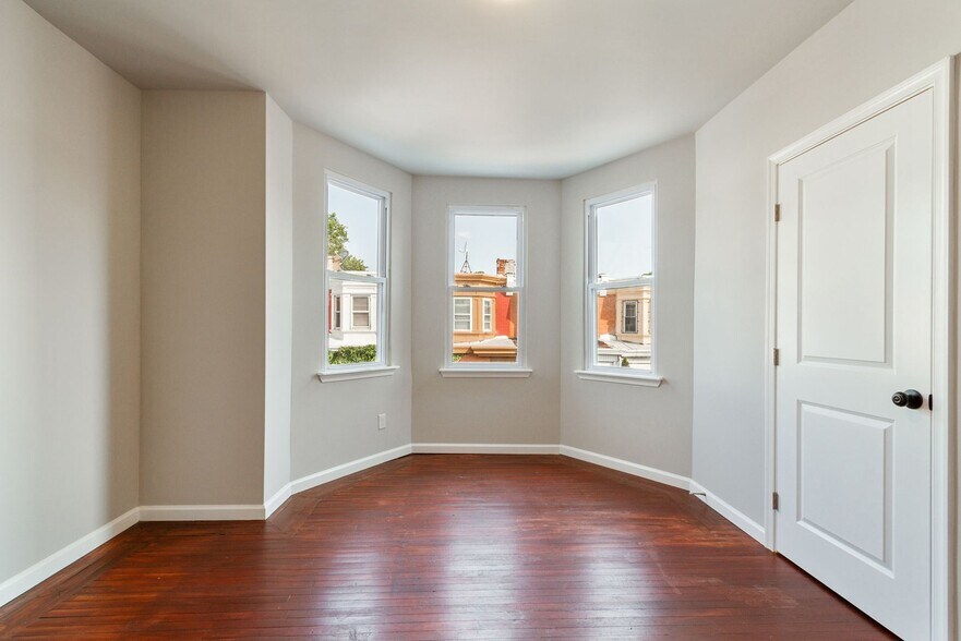 Building Photo - 5628 Broomall St