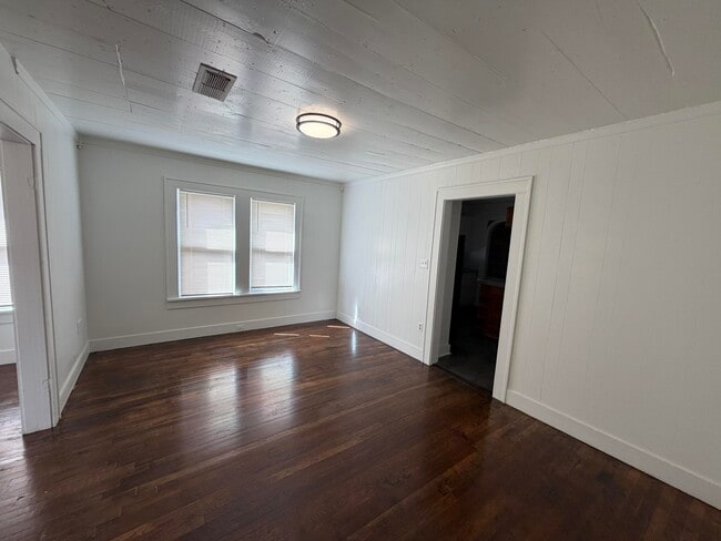 Building Photo - 2220 16th St