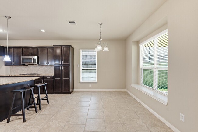Building Photo - 5815 Creek Crossing Ct