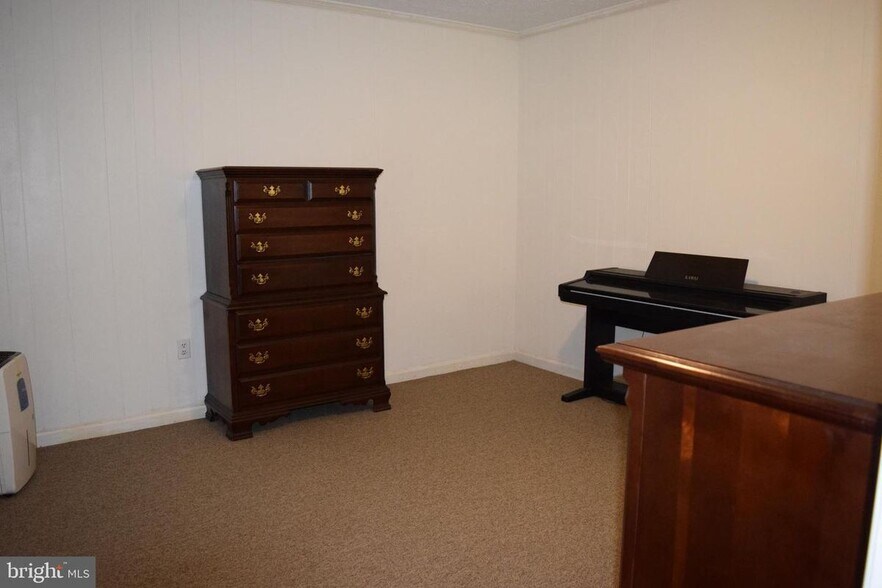 Building Photo - 7023 Kelly Rd