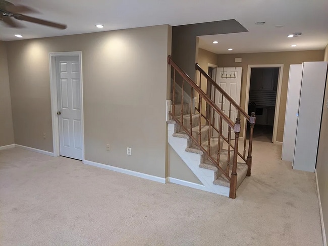 Building Photo - 152 English Run Cir