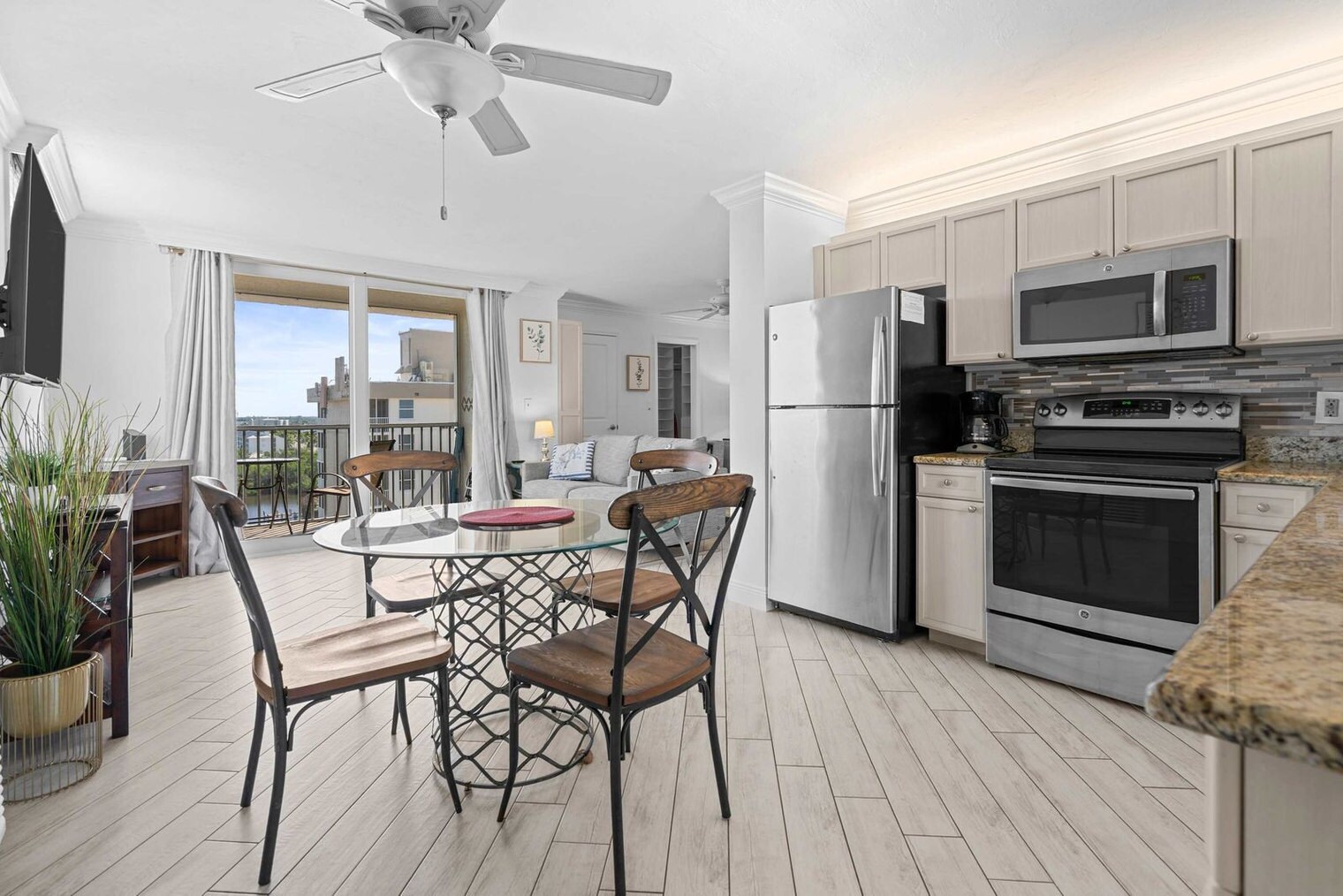 Building Photo - 5600 Bonita Beach Rd SW