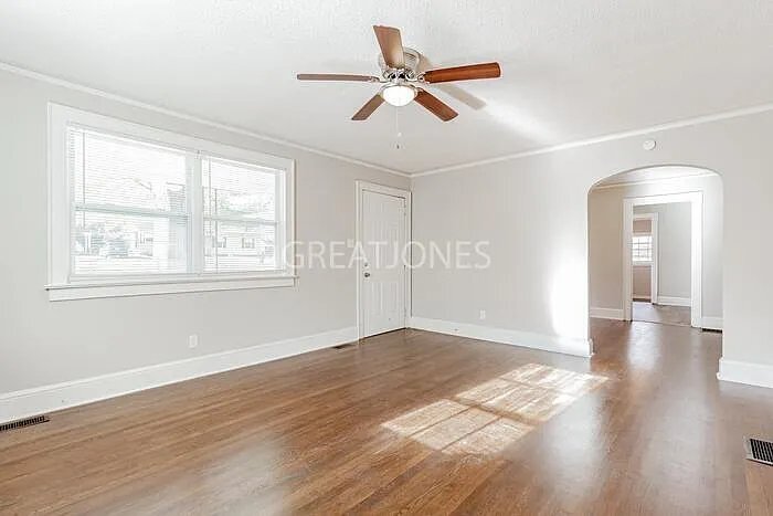 Building Photo - 111 Coldbrook Dr