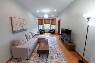 Building Photo - FURNISHED 3-Bedroom Apartment in Vibrant Chicago Neighborhood!