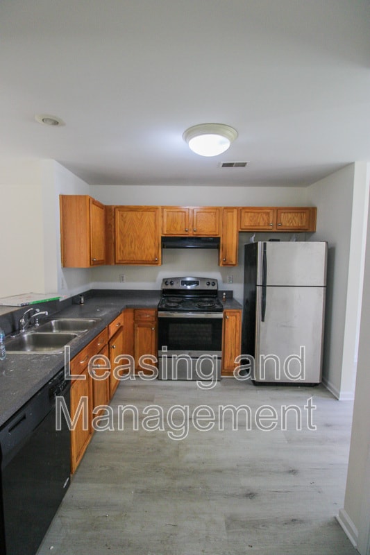 Building Photo - 1247 Island Club Dr