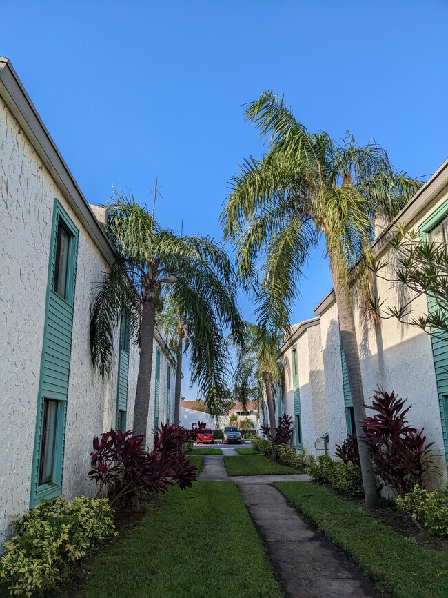 Primary Photo - 11538 7th Ln N