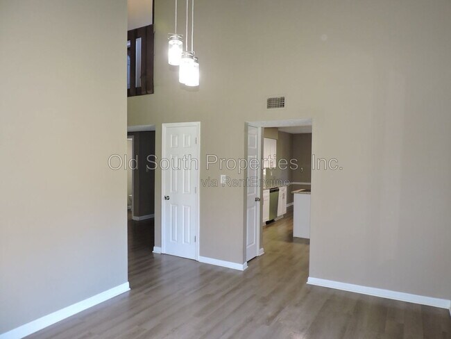 Building Photo - 654 Timber Ridge Rd