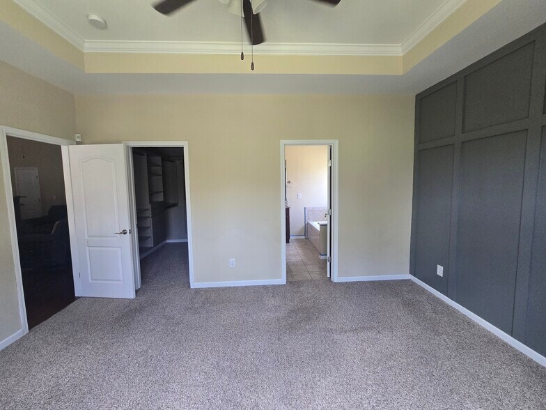 Building Photo - 173 Blackpool Dr