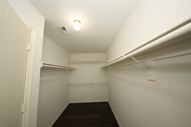 Building Photo - 12620 Rio Bravo St