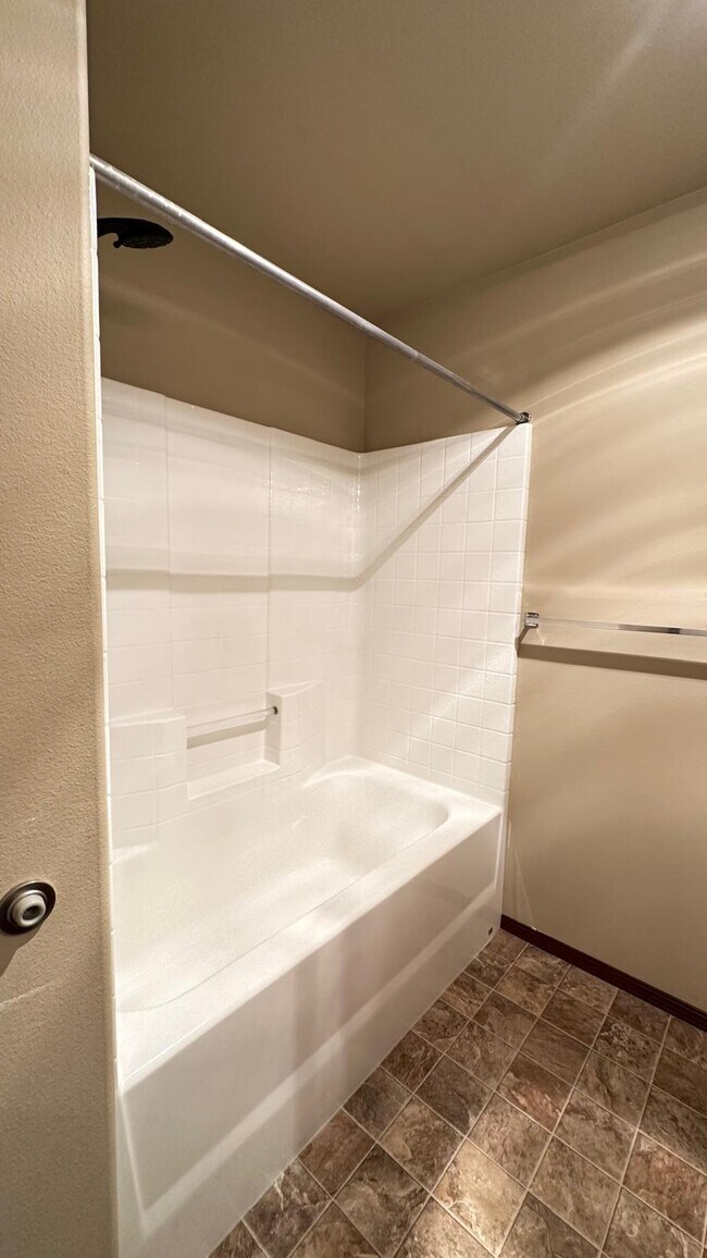 Building Photo - 28400 75th Dr NW