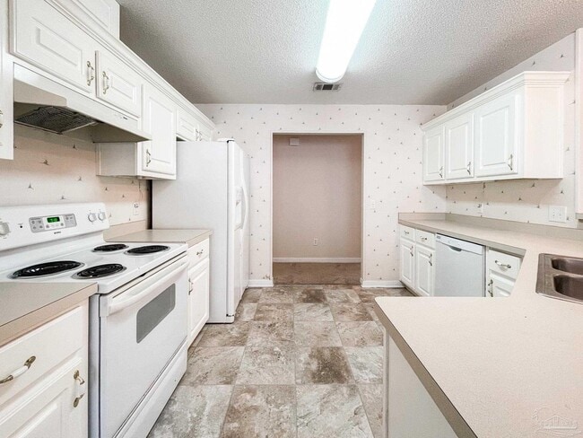 Building Photo - 2533 Jibe Dr