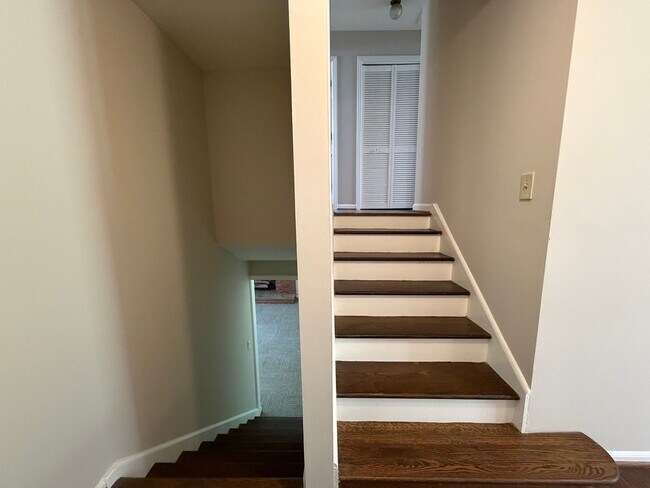 Building Photo - 3/2 House in Woodfin Estates $1,795