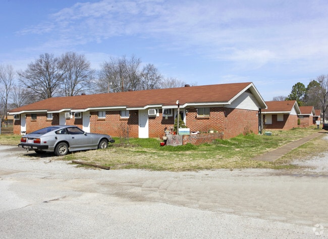 Primary Photo - Cottages at 3004