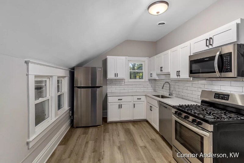 Building Photo - 640 Prospect Ave SE