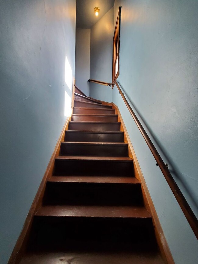 Building Photo - 2878-2880 N 57th St. (Duplex)