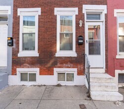 Building Photo - Point Breeze beauty 3 beds