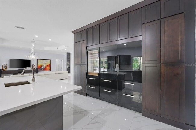 Building Photo - 10630 El Caballo Ct