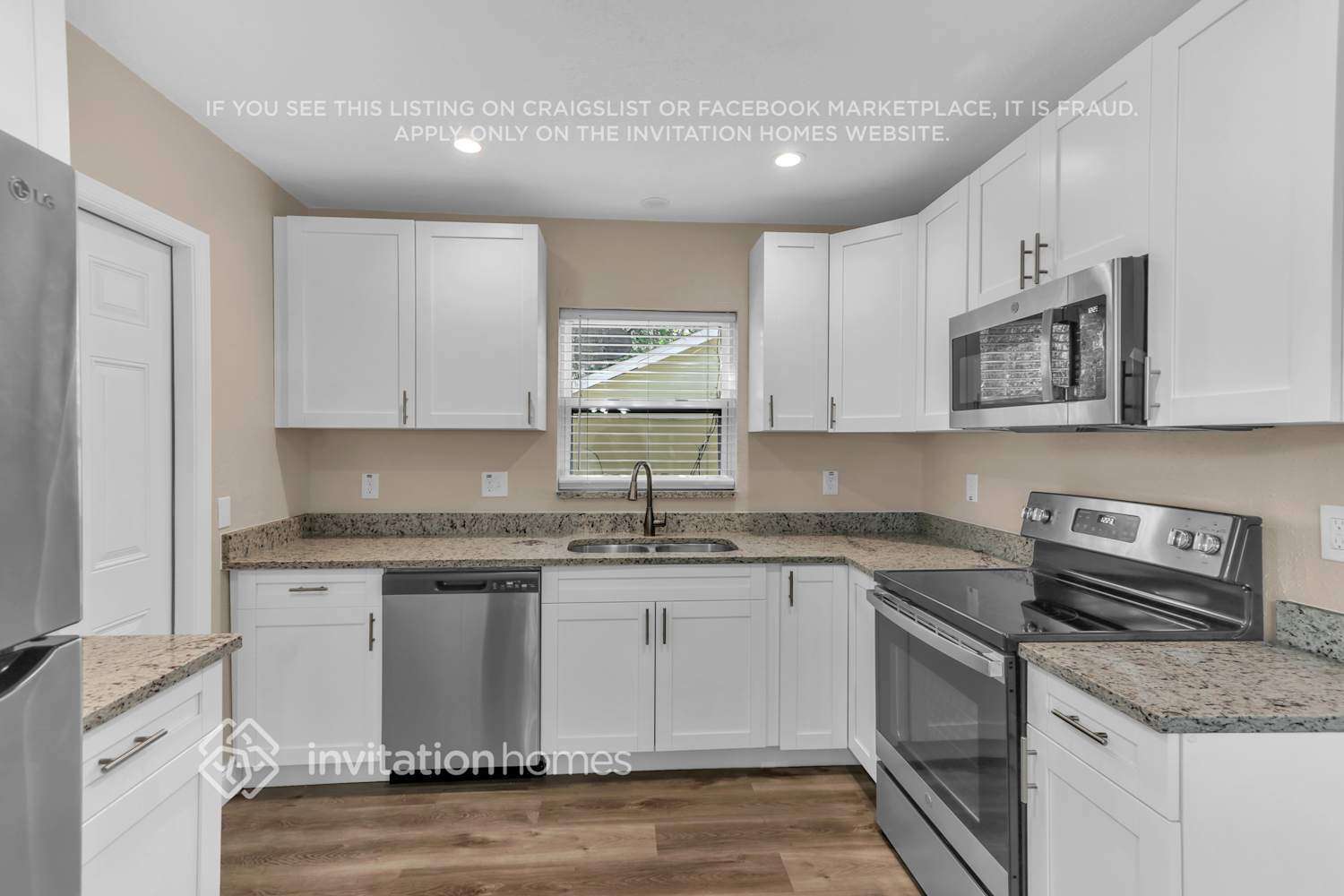 Building Photo - 2226 21st St S