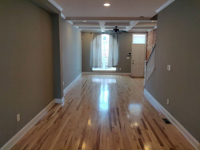 Building Photo - Charming 2BD/3.5BA Townhome in Highlandtown, Baltimore, MD!
