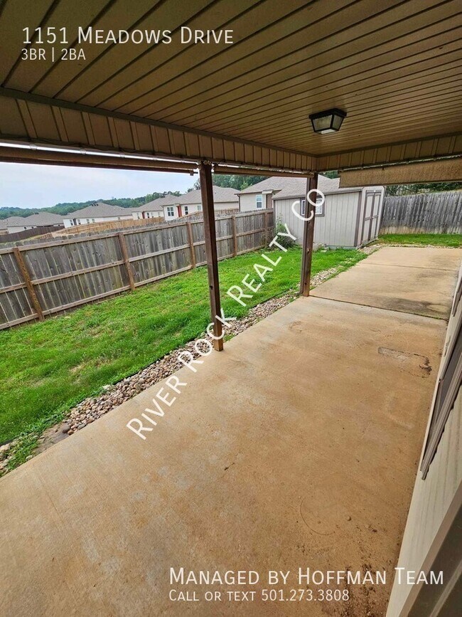 Building Photo - 1151 Meadows Dr