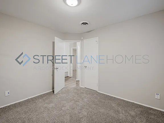 Building Photo - 244 Wickham Dr