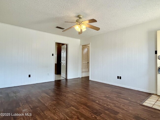 Building Photo - 2308 74th St