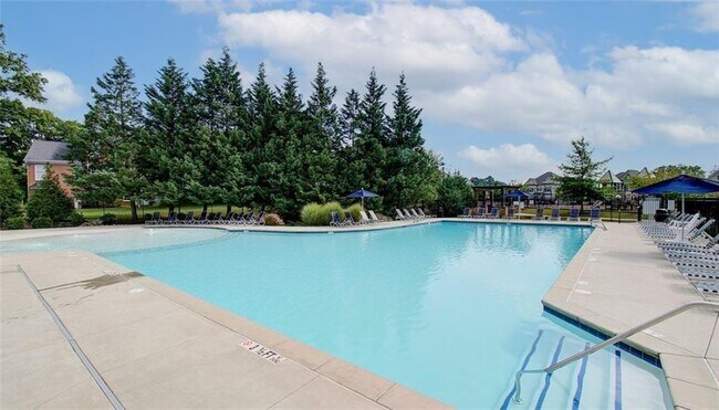 Building Photo - 4591 Silver Oak Dr SW