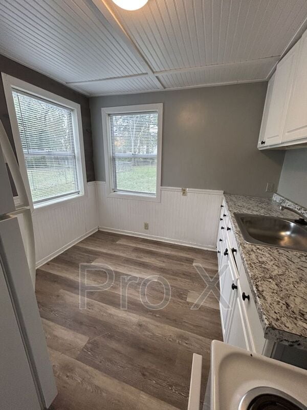 Building Photo - 468 Fieldcrest Dr