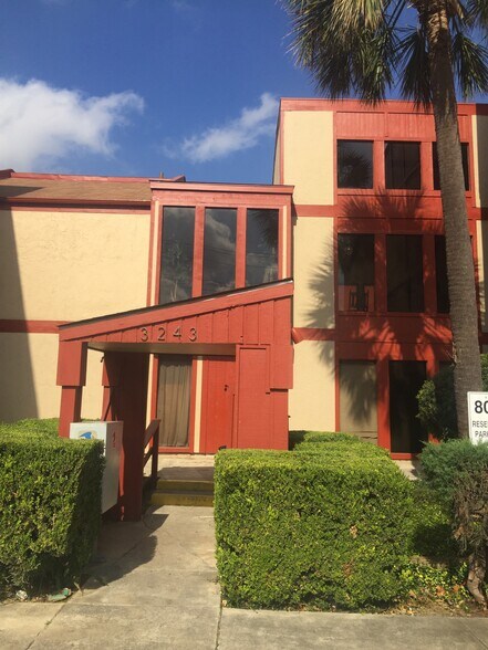 Building Photo - 3243 Nacogdoches Rd