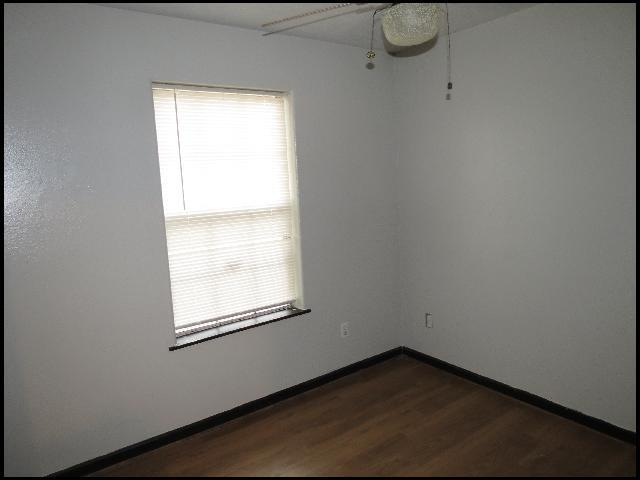 Building Photo - 19 Fox Run Cir